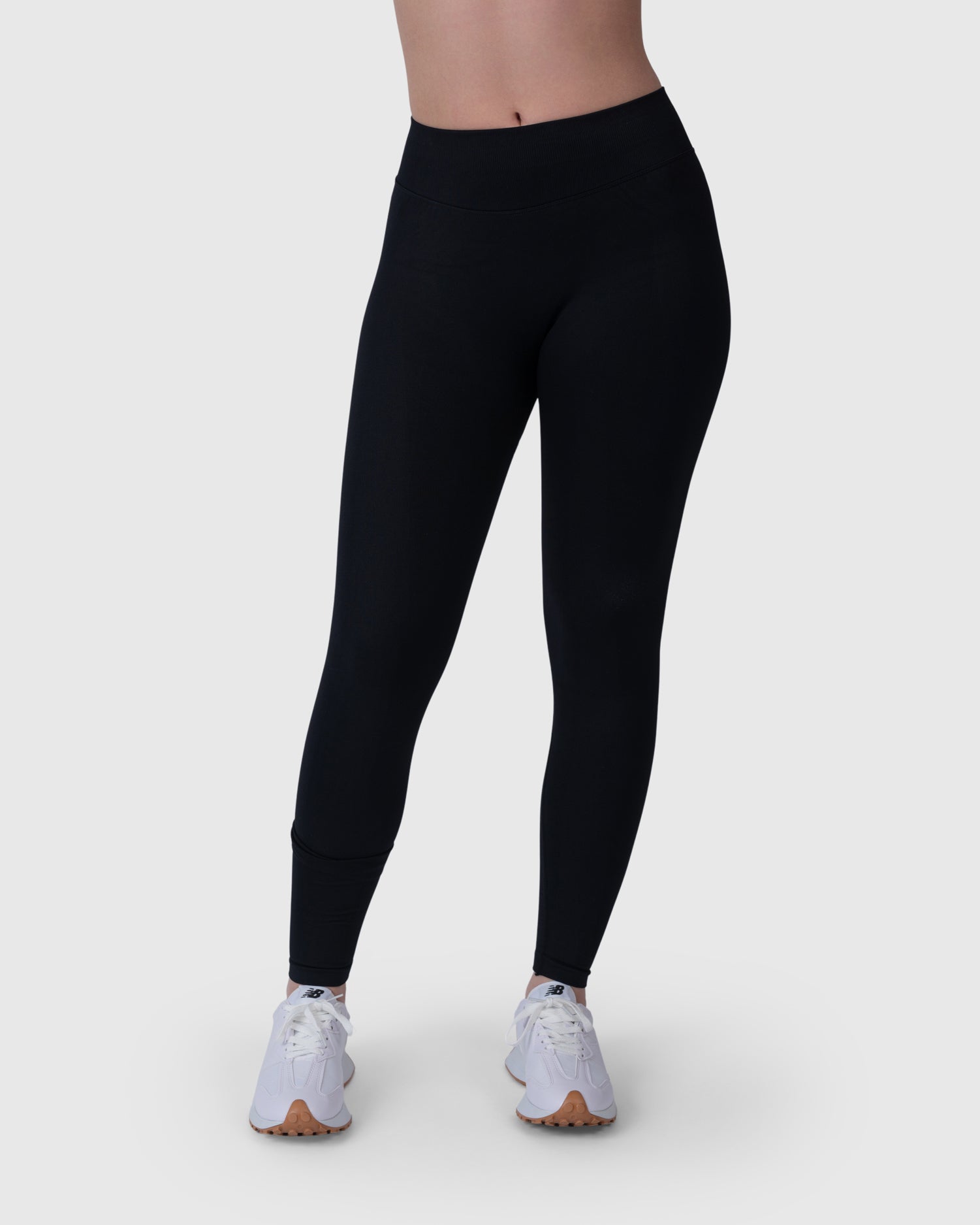 Form Sculpting Leggings - Black