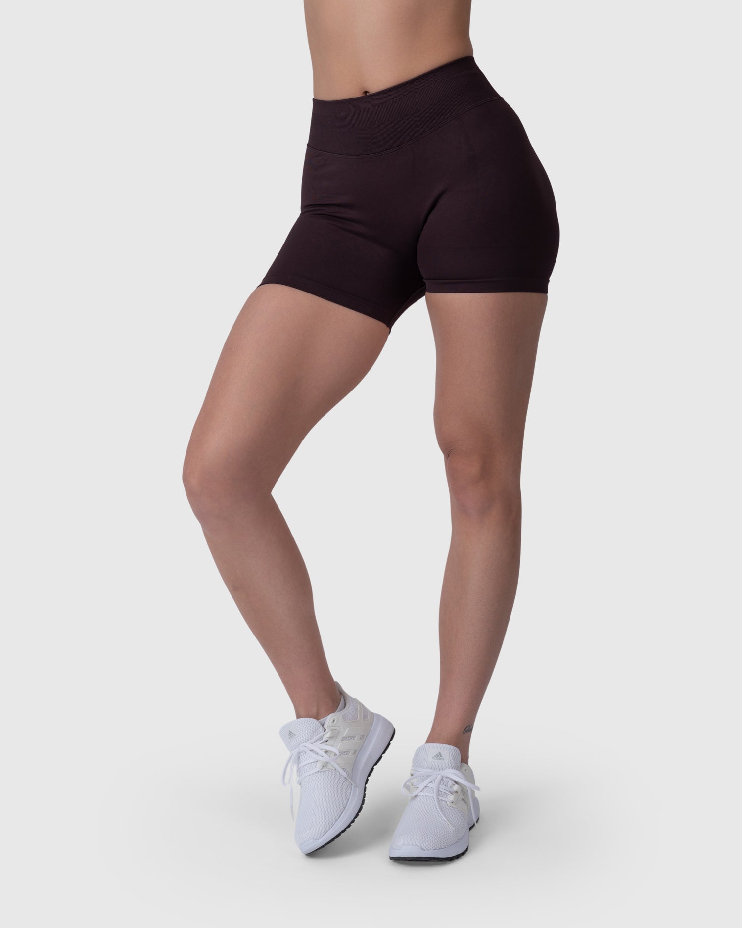 Form Sculpting Shorts - Mocha