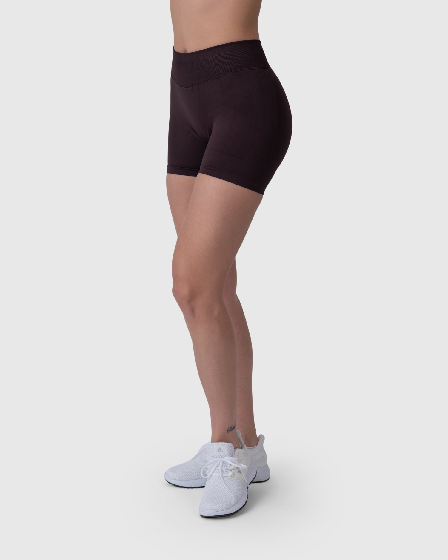 Form Sculpting Shorts - Mocha