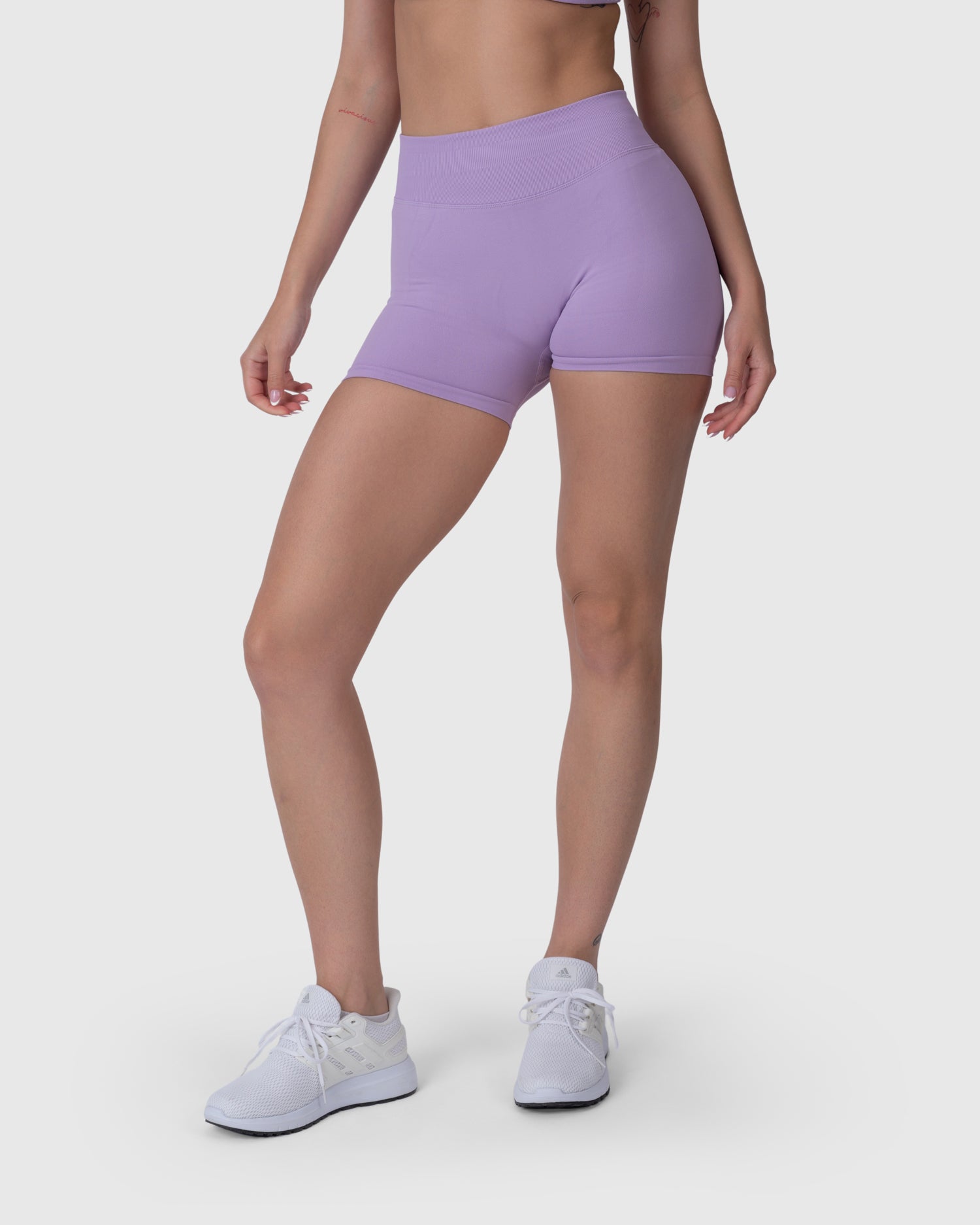 Form Sculpting Shorts - Lavender