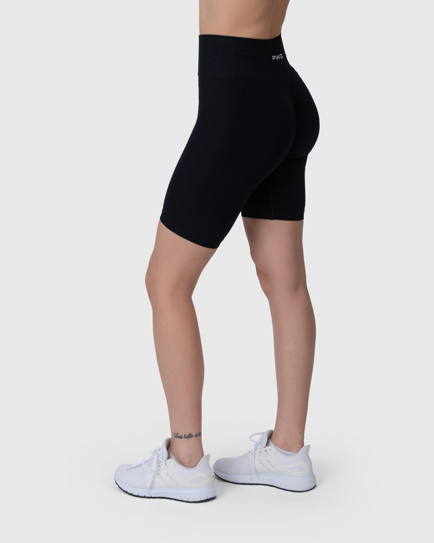 Velocity Sculpt Biker Shorts – Black